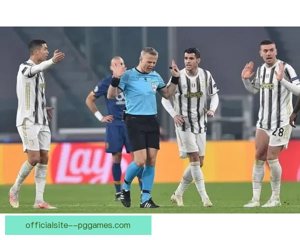 保托雷斯以创纪录转会费加盟阿斯顿维拉 打造全新锋线组合